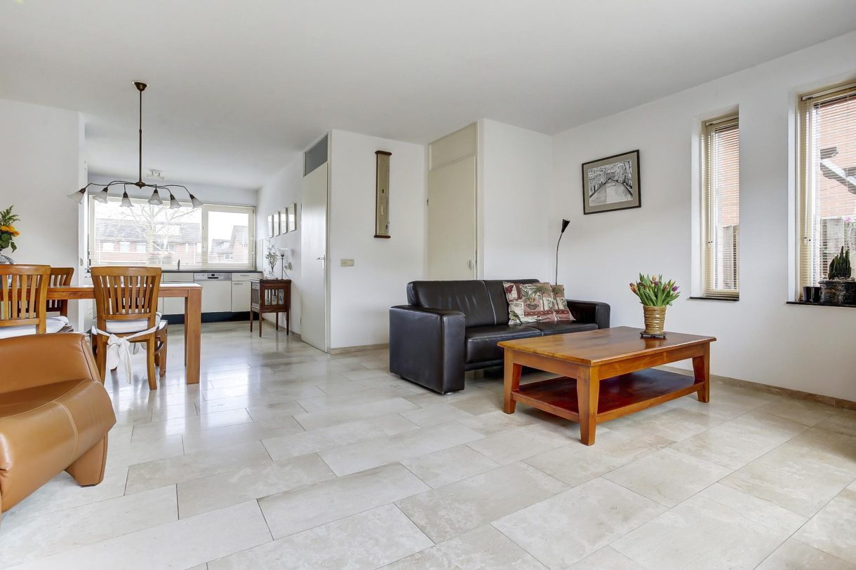 Te koop: Foto Woonhuis aan de Simon Vestdijkhove 49 in Nieuwegein