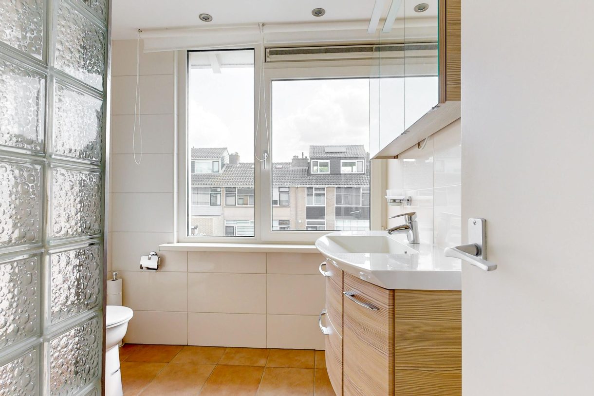 Te koop: Foto Woonhuis aan de van der Veenlaan 7 in Nieuwegein