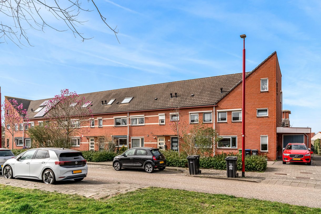 Te koop: Foto Woonhuis aan de Herman Heijermanshove 49 in Nieuwegein