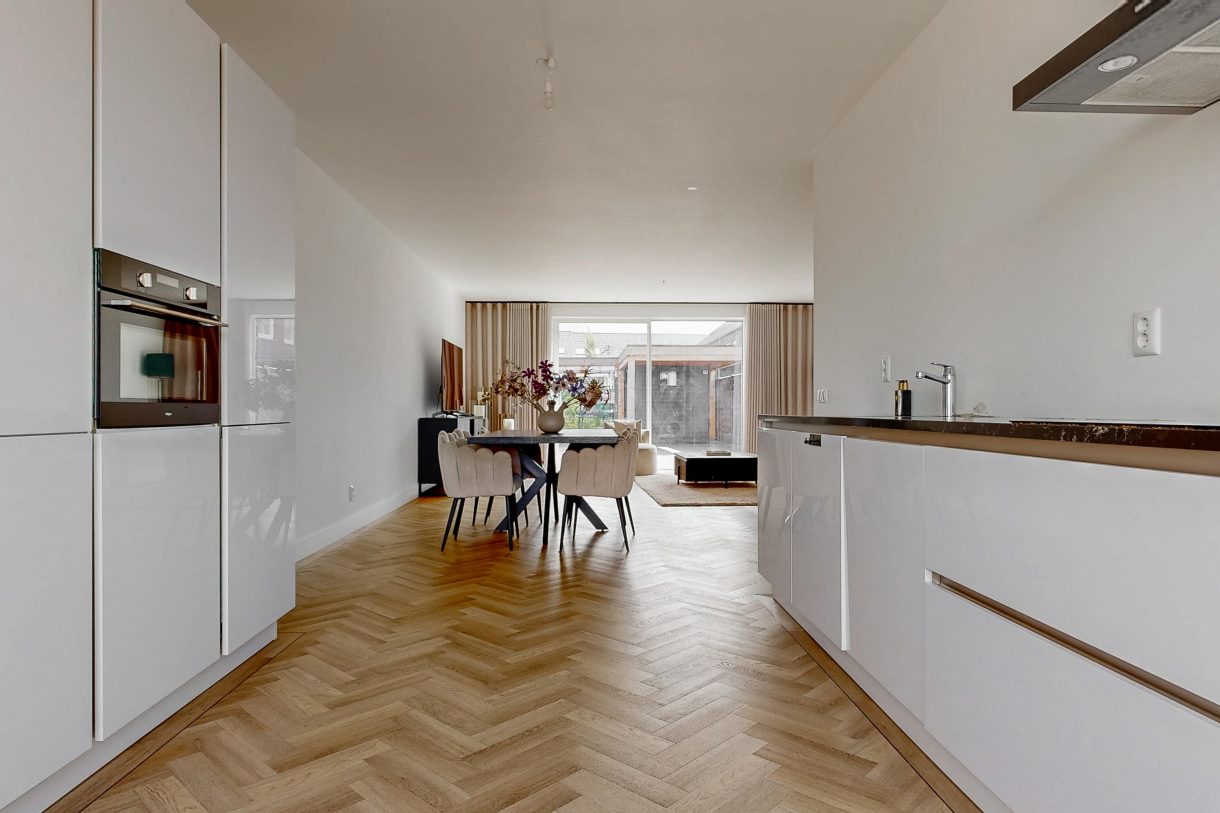 Te koop: Foto Woonhuis aan de Rozenhofstraat 6 in Hoef En Haag