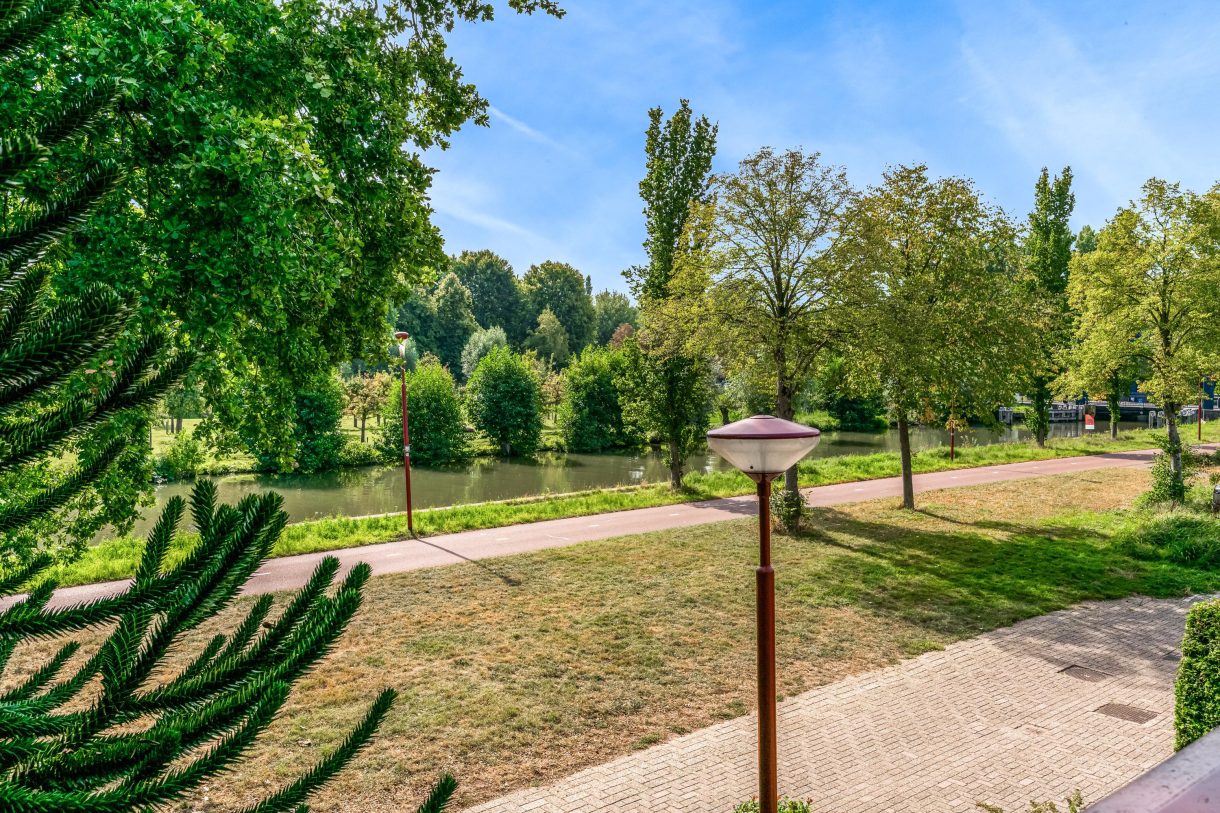 Te koop: Foto Woonhuis aan de Oeverloper 1 in Nieuwegein