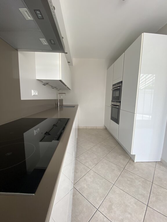 Te huur: Foto Woonhuis aan de van Halllaan 13 in Nieuwegein