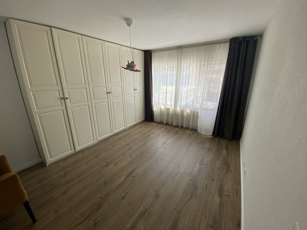 Te huur: Foto Woonhuis aan de van Halllaan 13 in Nieuwegein