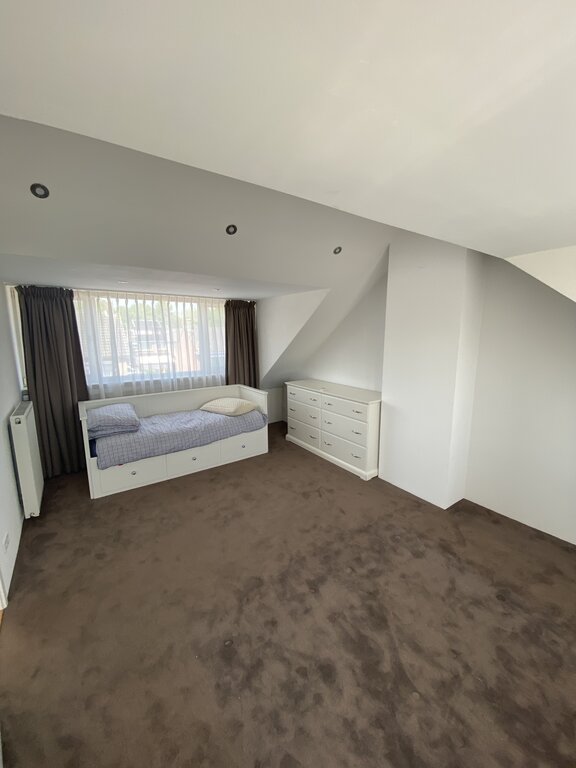 Te huur: Foto Woonhuis aan de van Halllaan 13 in Nieuwegein